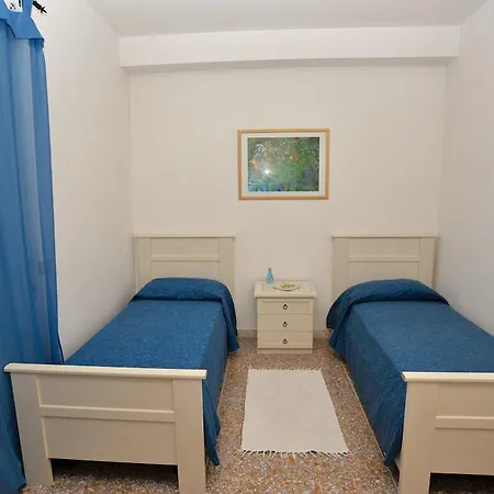 Andreina A San Pietro Apartment Rome Room photo